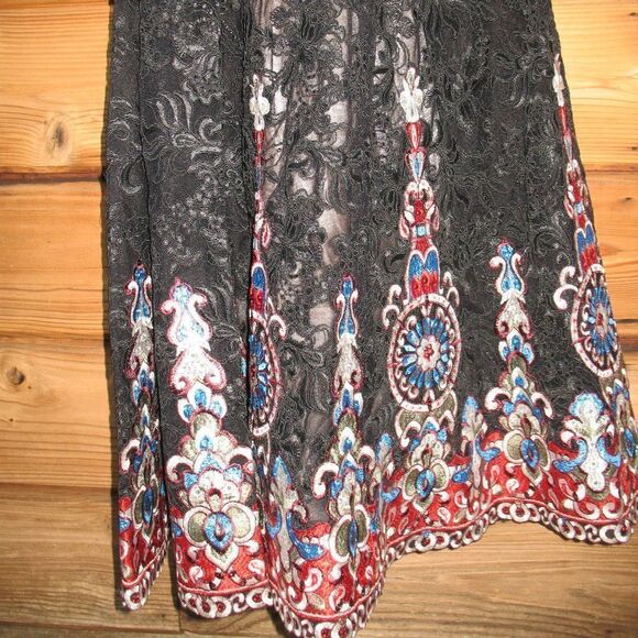 NWT Jovani Black Lace Embroidered Beaded Gown - Picture 4 of 9
